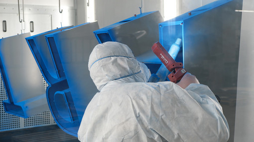 Europameisterschaft Stuttgart-Schriftzug wird pulverbeschichtet