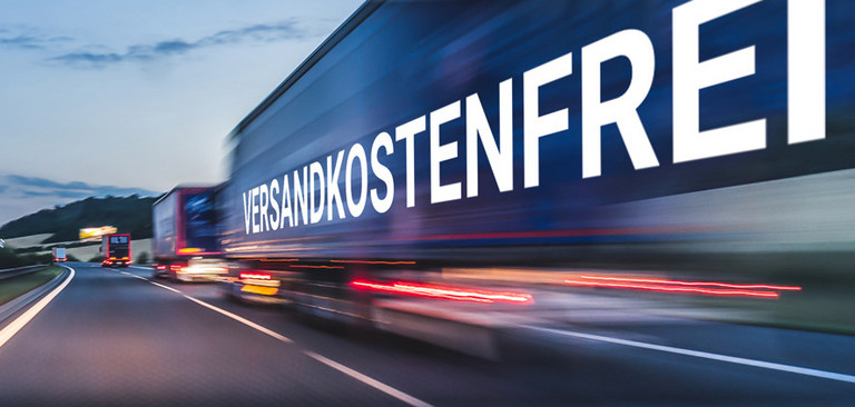 Fahrender LKW auf Autobahn